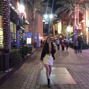 Zara corduroy skirt with belt